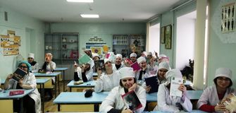 14 февраля - День Книгодарения. Преподаватель русского языка и литературы Светлана Федотова провела занятие на тему "День книгодарения"!