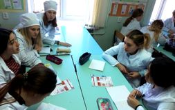 22 ноября студентка ГАПОУ КО "Медицинский техникум", волонтер-медик Молчанова Вита провела Брейн-ринг среди команд 1 и 2 курсов специальности "Лабораторная диагностика" на тему «Небанально о банальном: наше сердце». 