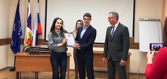 За оказанную помощь и хорошую работу в рамках диспансеризации Глава Администрации города Обнинска Шапша Владислав Валерьевич и главный врач ФГБУЗ Клинической больницы №8 ФМБА России Сергеев Михаил Алексеевич выразили слова благодарности ребятам